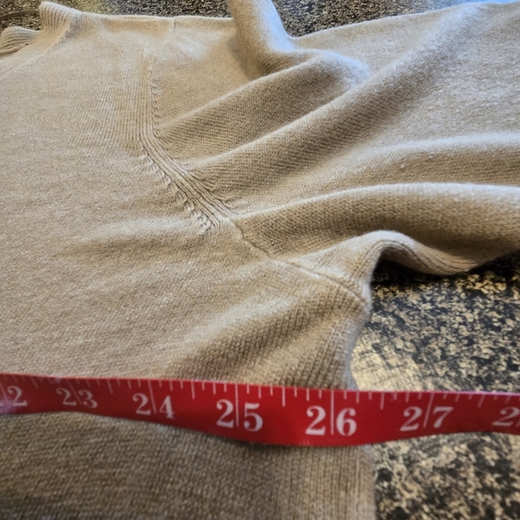 Karen Scott Tan Oversized v-neck Sweater Long Sleeved Ribbed Cuffs Women size 3X - Picture 7 of 8